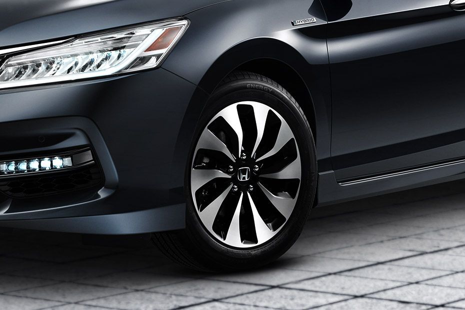 Wheel arch Image of Accord