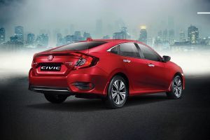 Rear 3/4 left Image of Civic