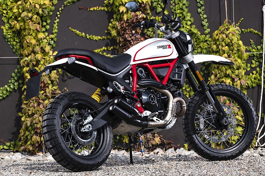 Ducati Desert Sled Images, Interior & Exterior Photos, 360 View, Videos