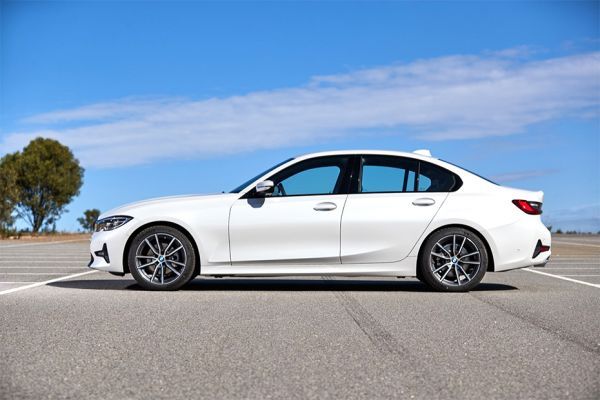 Bmw 3 Series Price In India Images Reviews Colours Specs
