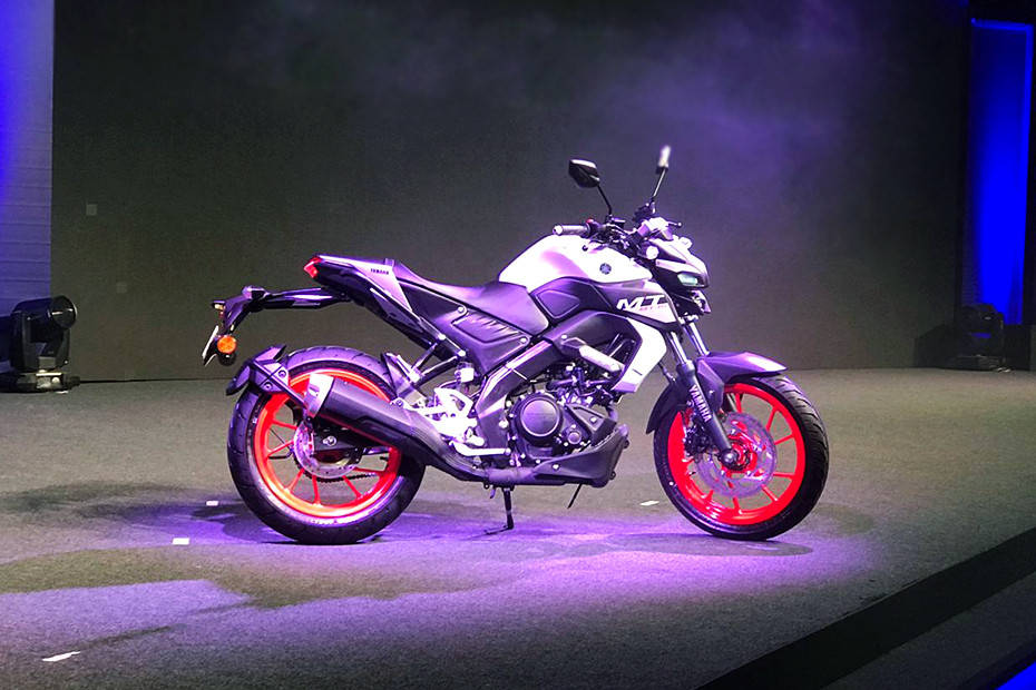 Yamaha MT-15 BS6 Images, Interior & Exterior Photos, 360 View, Videos ...