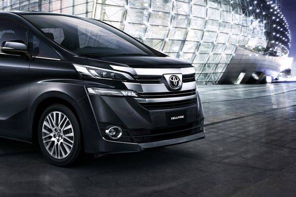 Toyota Vellfire Price November Offers Images Reviews Specs