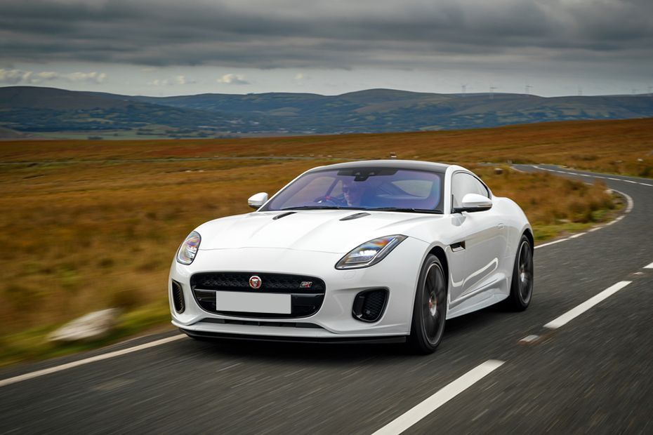 Front 1/4 left Image of F-TYPE
