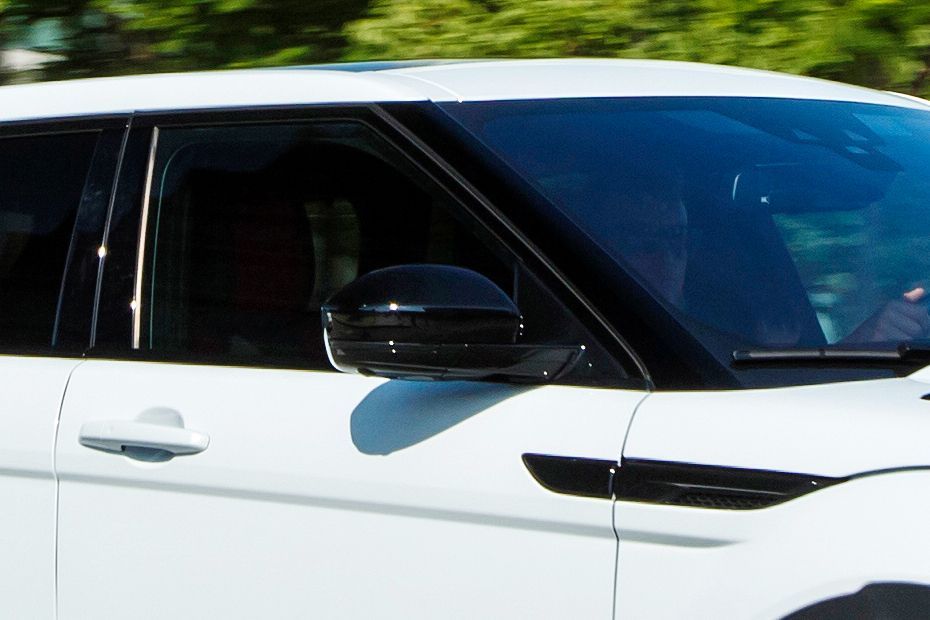 ORVM Image of Range Rover Evoque