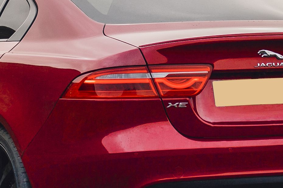Tail lamp Image of XE