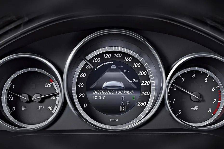 Mercedes-Benz C-Class Images, C-Class Interior & Exterior Photos, 360 ...