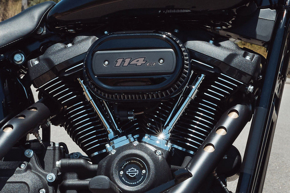 Engine of Low Rider S