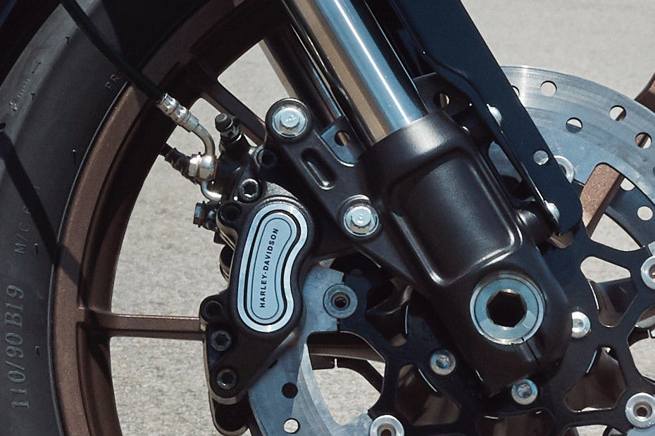 Front Brake View of Low Rider S