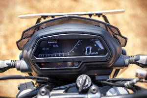 Speedometer of Dominar 400