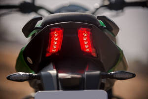 Tail Light of Dominar 400