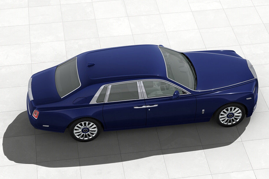 Top view Image of Rolls Royce Phantom