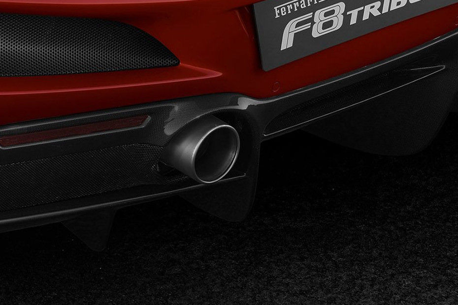 Exhaust tip Image of F8 Tributo