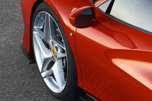 Wheel arch Image of F8 Tributo