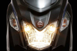 Head Light of Joymax Z 300