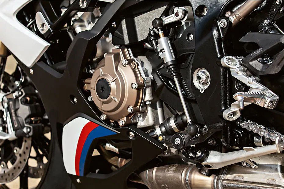 Engine of 2019 S 1000 RR