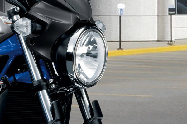 Head Light of SV650