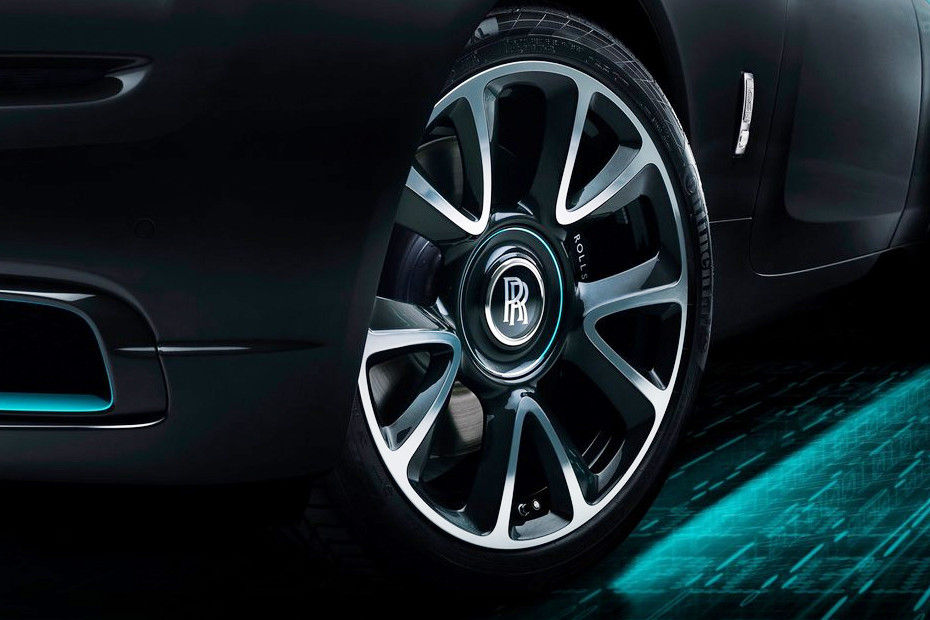 Wheel arch Image of Rolls Royce Wraith