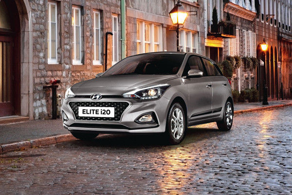 Front 1/4 left Image of Elite i20