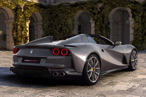 Rear 3/4 Right Image of 812