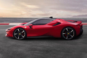 Side view Image of SF90 Stradale