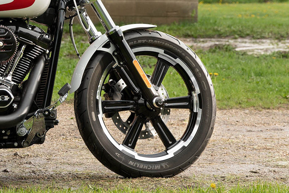 Front Tyre View of Low Rider