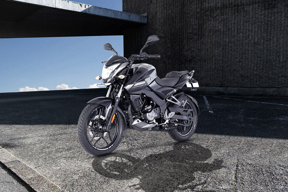 pulsar ns on road price