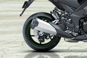 Kawasaki Ninja 1000sx Price 21 February Offers Images Mileage Reviews