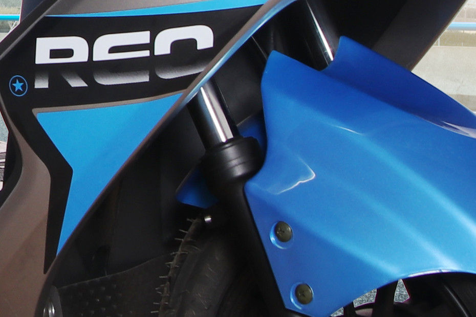 Front Mudguard & Suspension of Reo