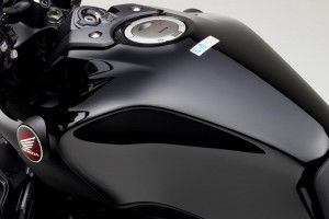 Fuel tank of 2021 CB1000R
