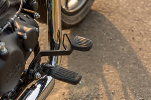 Gear Lever View of Meteor 350