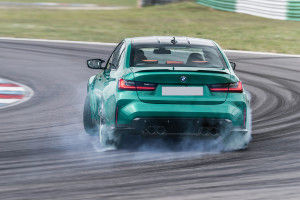 Exhaust tip Image of M3