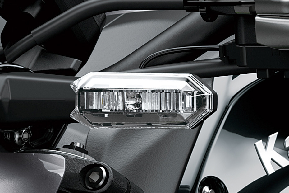 Kawasaki Z900 Images, Z900 Photos & Videos, 360 view