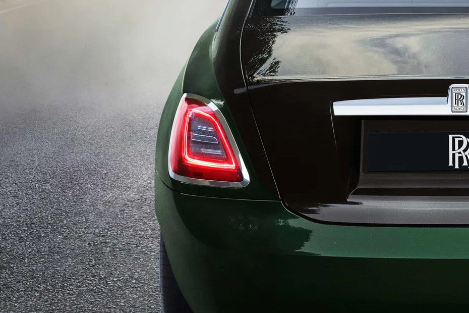 Tail lamp Image of Rolls Royce Ghost