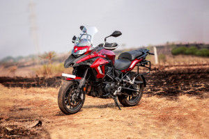 benelli trk 502 on road price