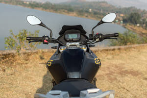 Handle Bar View of G 310 GS