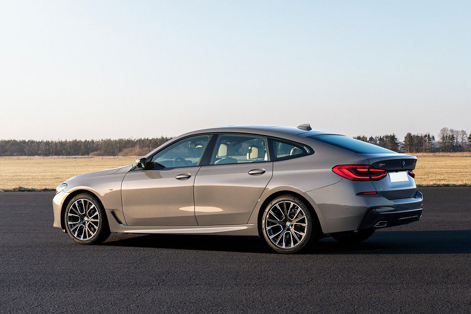 Rear 3/4 left Image of 6 Series
