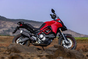 Right Side View of Multistrada 950