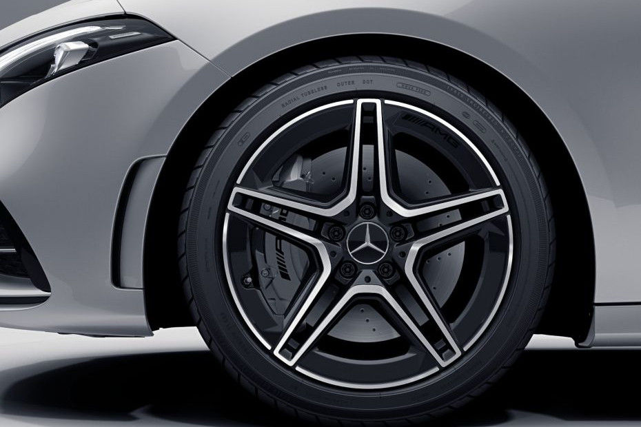 Wheel arch Image of AMG A 35