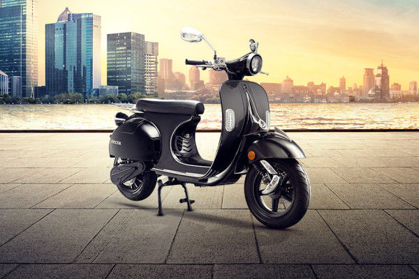 The One Moto Electa Is An All-Electric Vespa Lookalike