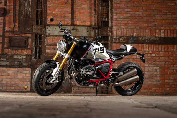 Right Side View of R nineT