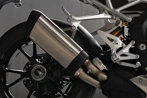 Exhaust View of Speed Triple 1200