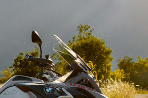 Windshield View of R 1250 GS Adventure