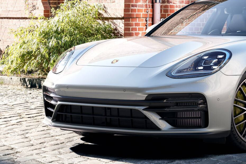 Bumper Image of Panamera
