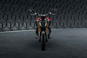 Front View of Diavel 1260