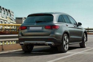 Rear 3/4 Right Image of GLC