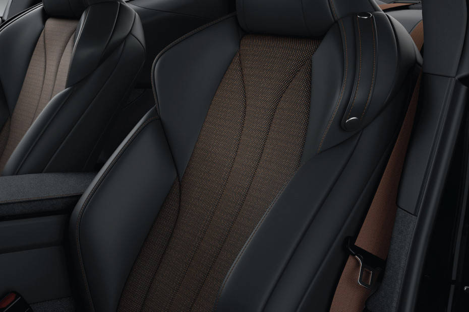 Seat lether Image of LC 500h