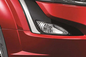 Fog lamp with control Image of XUV500