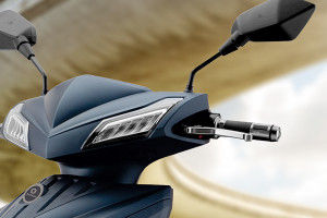 Front Indicator View of Hawk