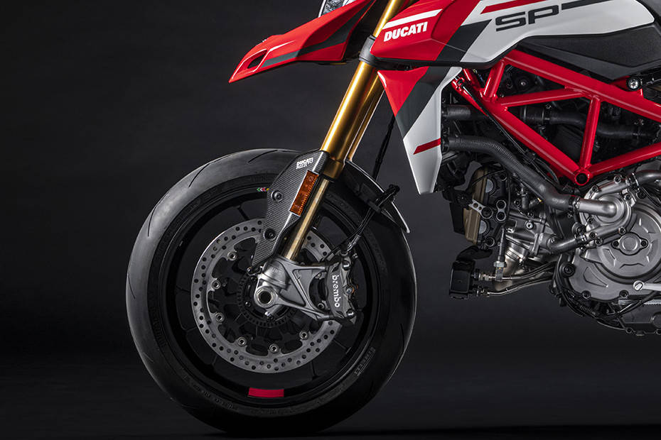 Front Tyre View of Hypermotard 950