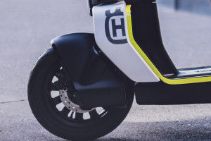 Front Tyre View of Vektorr Concept